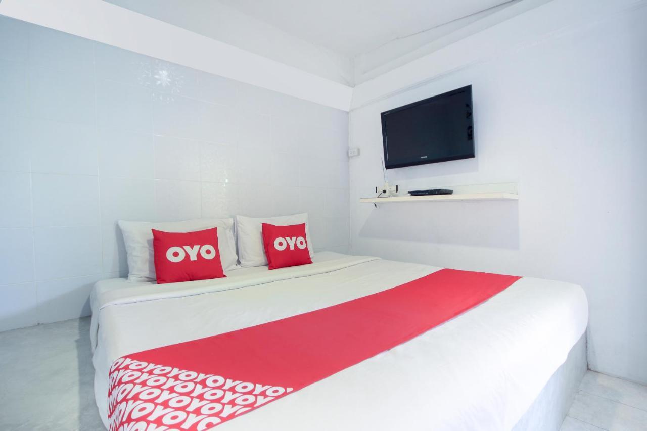 Oyo 1054 Phuket Backpacker Hostel Εξωτερικό φωτογραφία