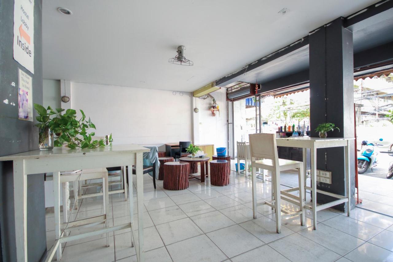 Oyo 1054 Phuket Backpacker Hostel Εξωτερικό φωτογραφία