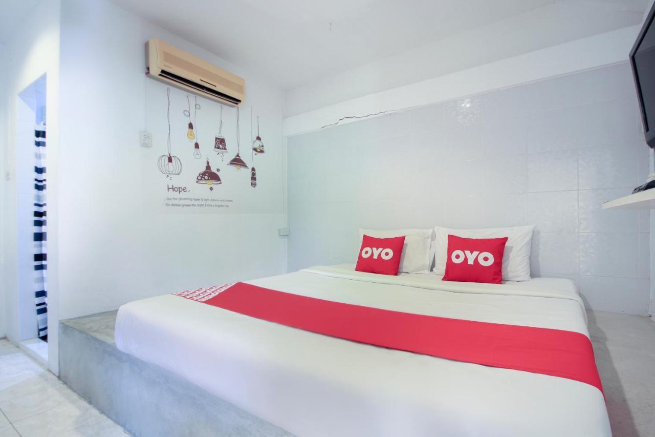 Oyo 1054 Phuket Backpacker Hostel Εξωτερικό φωτογραφία
