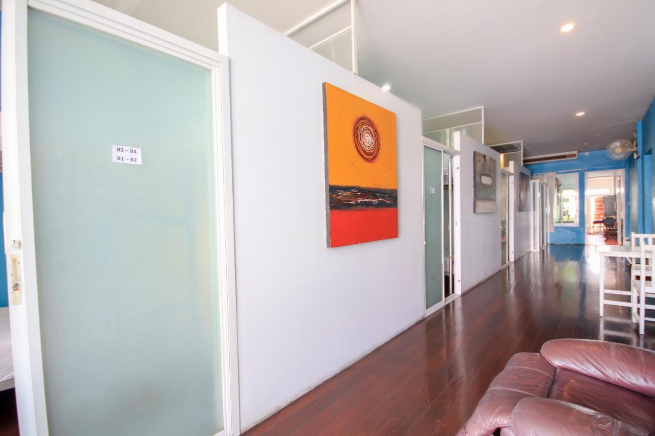 Oyo 1054 Phuket Backpacker Hostel Εξωτερικό φωτογραφία